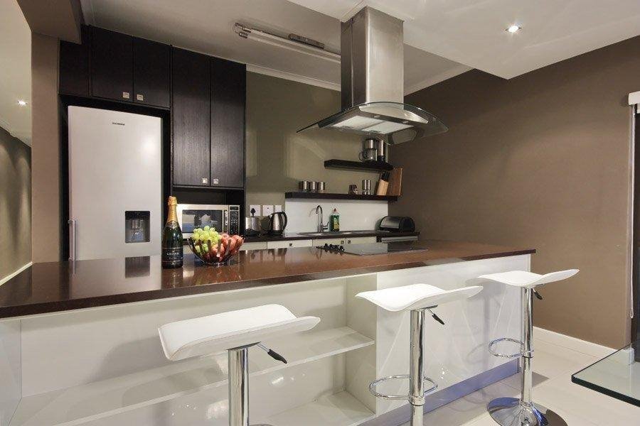 To Let 2 Bedroom Property for Rent in Vredehoek Western Cape